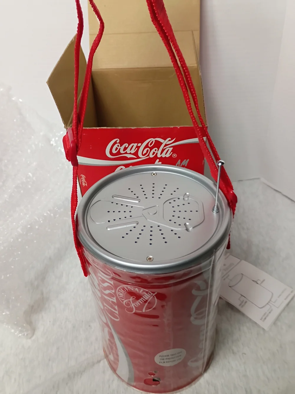 Vintage “Giant” Coke Can AM/FM Radio 1991